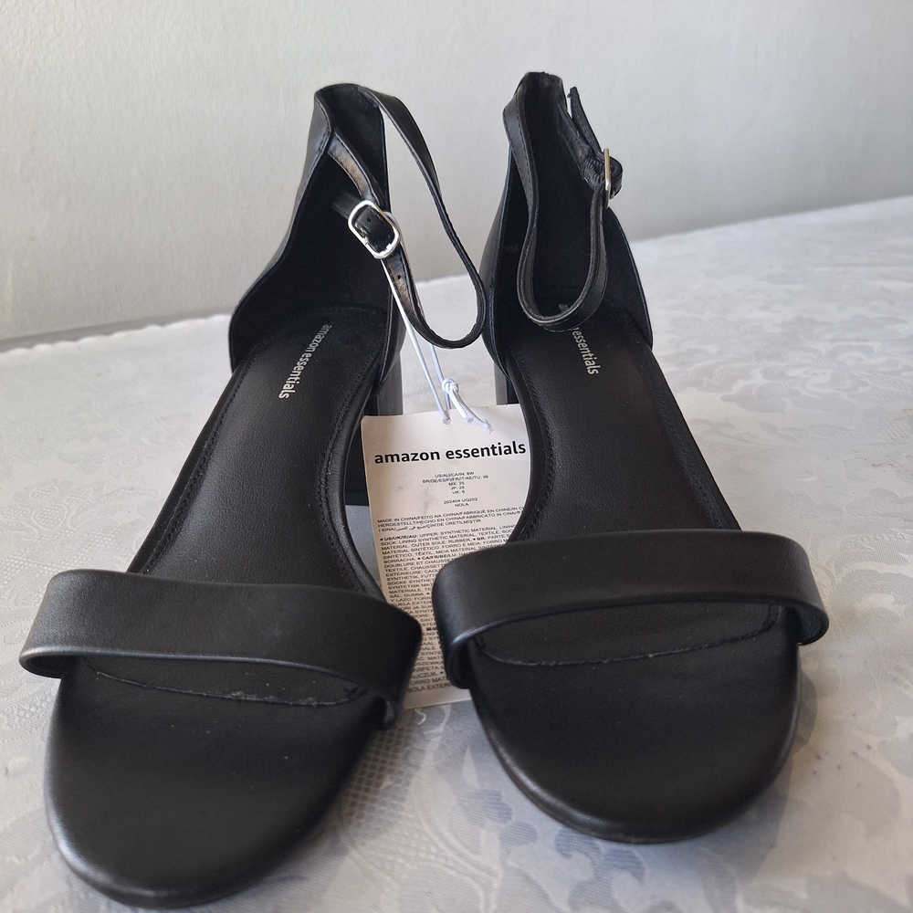 Amazon Essentials Black Ankle-Strap Block Heel Sandals